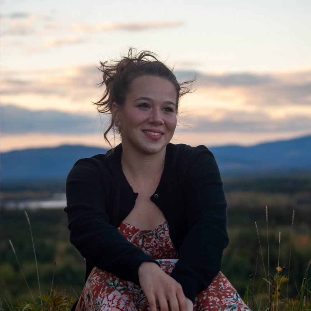 Meet your Posher, Alayna